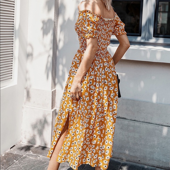 ⭐️🆕Floral Off The Shoulder Side Slit Dress - Picture 3 of 7